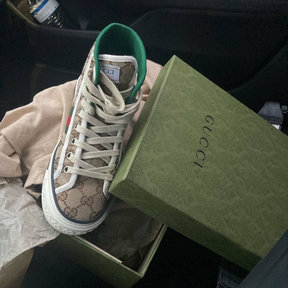 Gucci shoes kids - Size 35